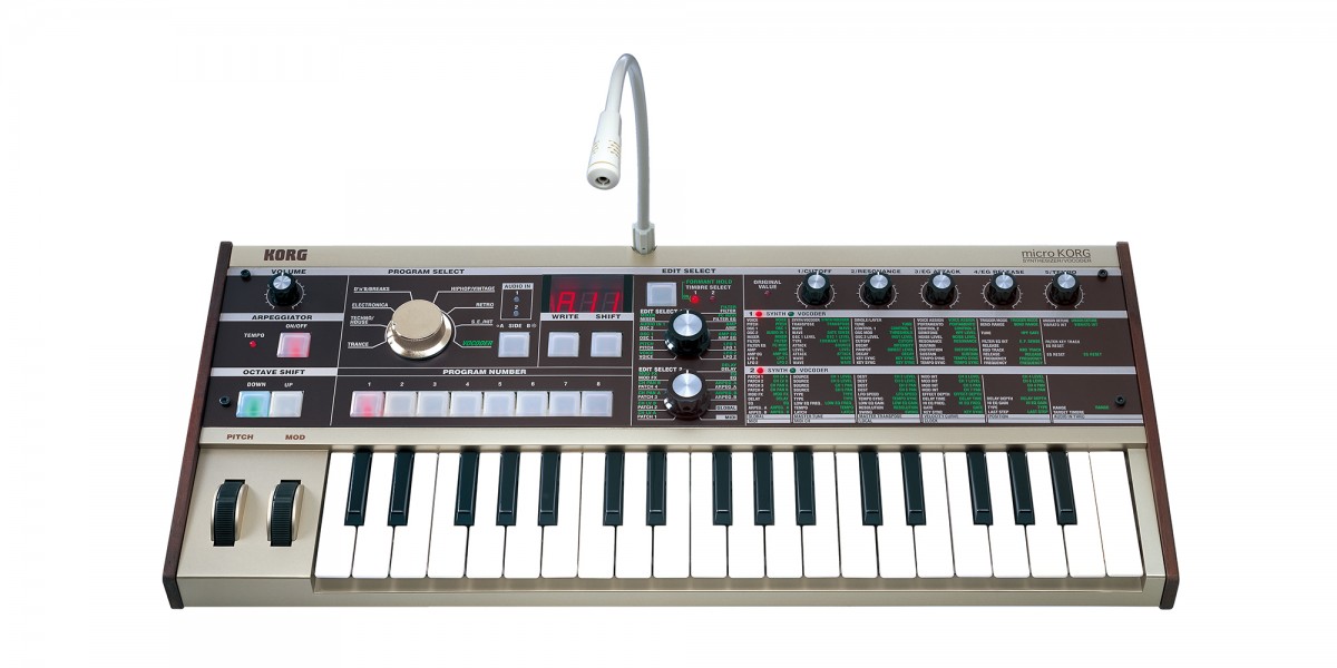 Korg microKORG с микрофоном