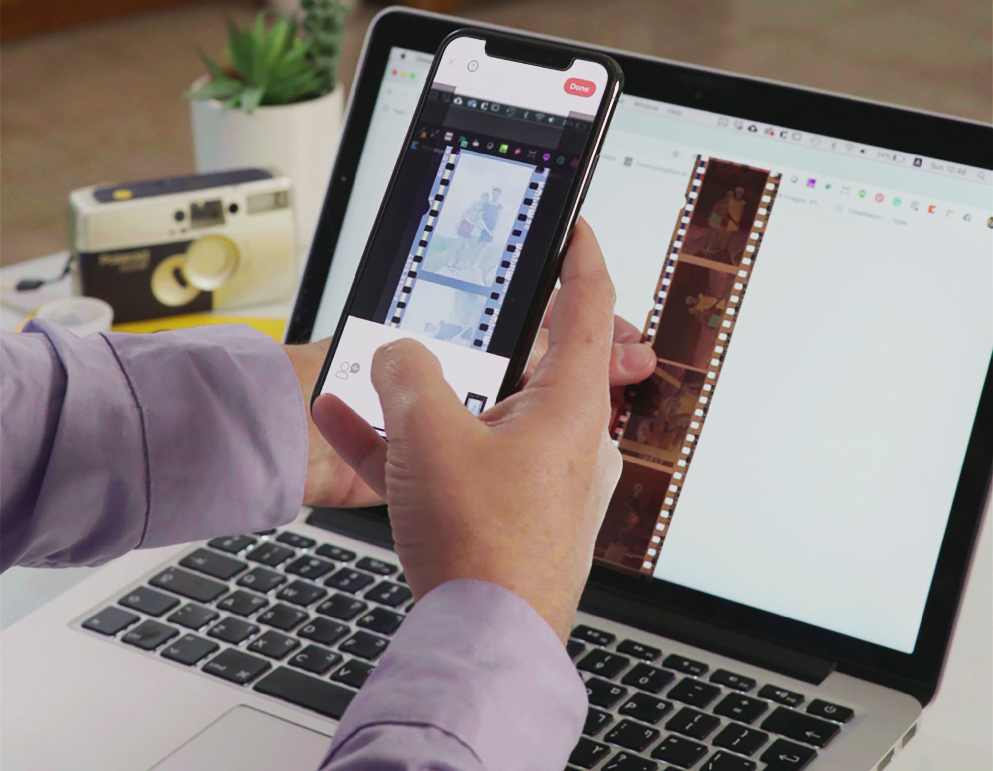 Filmbox: работа с негативом на iPhone
