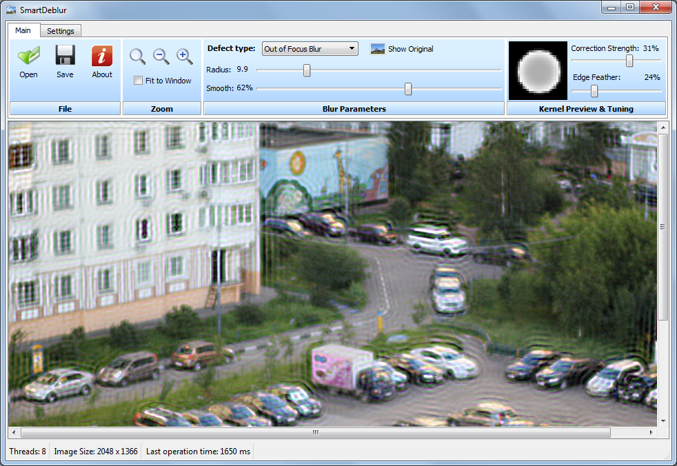 SmartDeblur с выбранным Out of Focus Blur и предпросмотром ядра