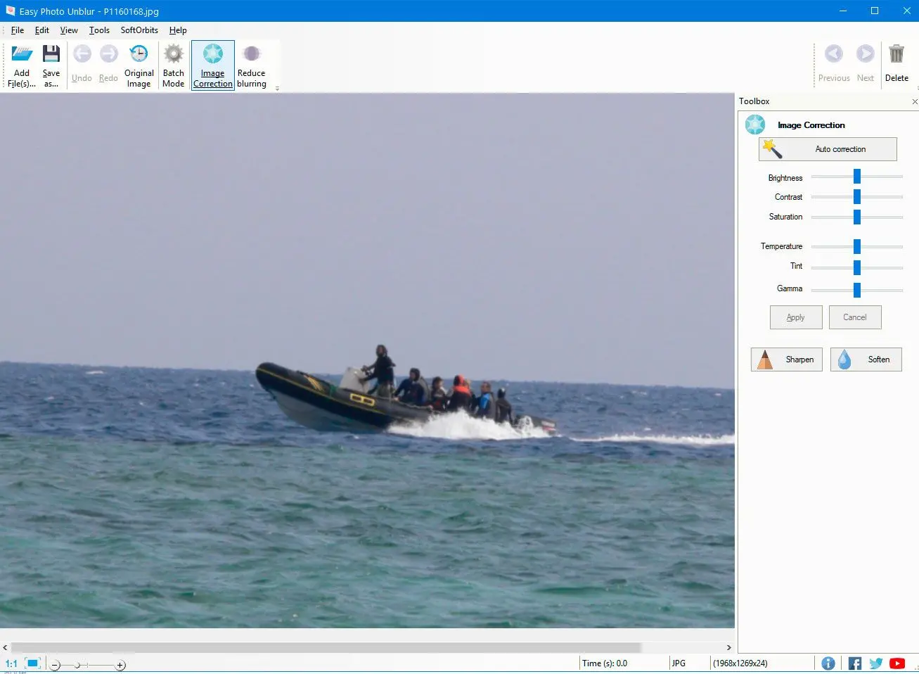 SoftOrbits Easy Photo Unblur: Image Correction: финальная тональная правка