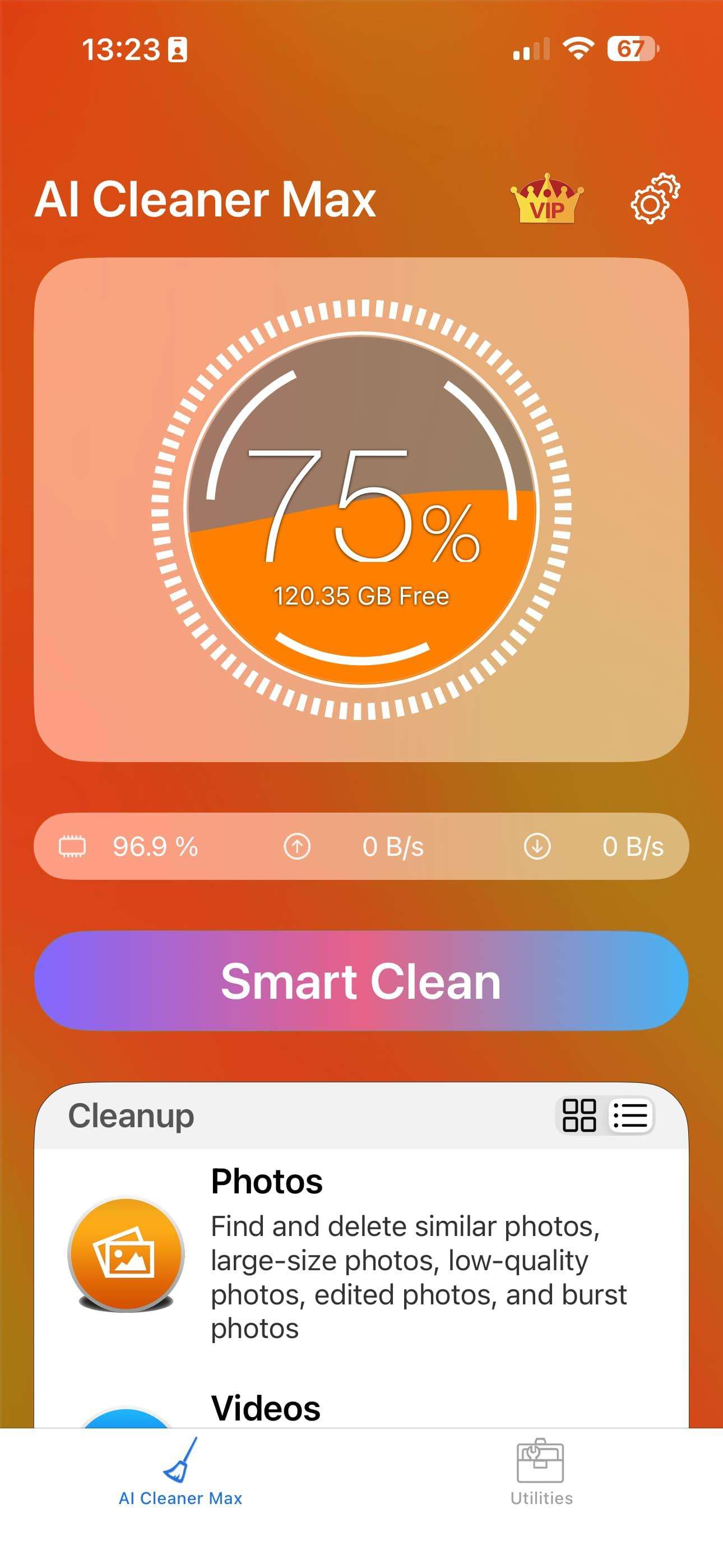 Главный экран Clean Doctor / AI Cleaner Max со шкалой занятого места, кнопкой Smart Clean и блоком Cleanup