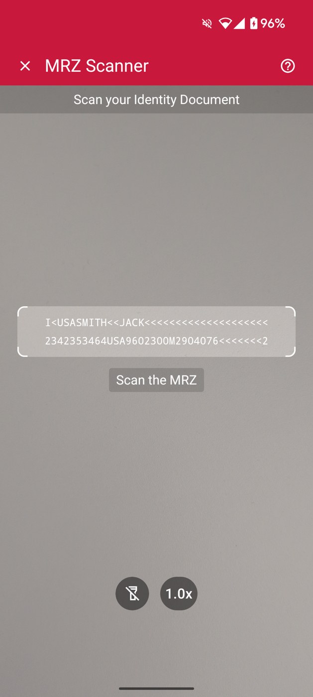 Экран Scanbot MRZ Scanner с зоной машинно-читаемых строк