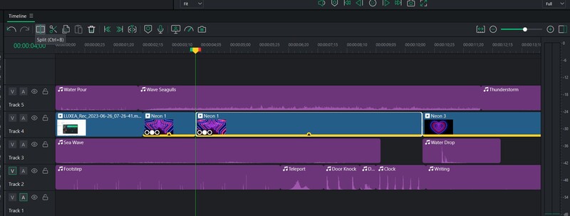 Timeline Luxea с несколькими дорожками и инструментом Split