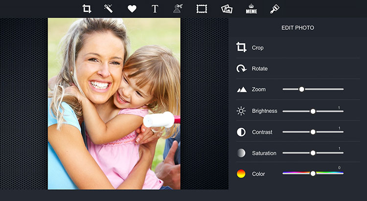 Базовые инструменты редактирования piZap: Crop, Rotate, Zoom, Brightness, Contrast, Saturation и Color