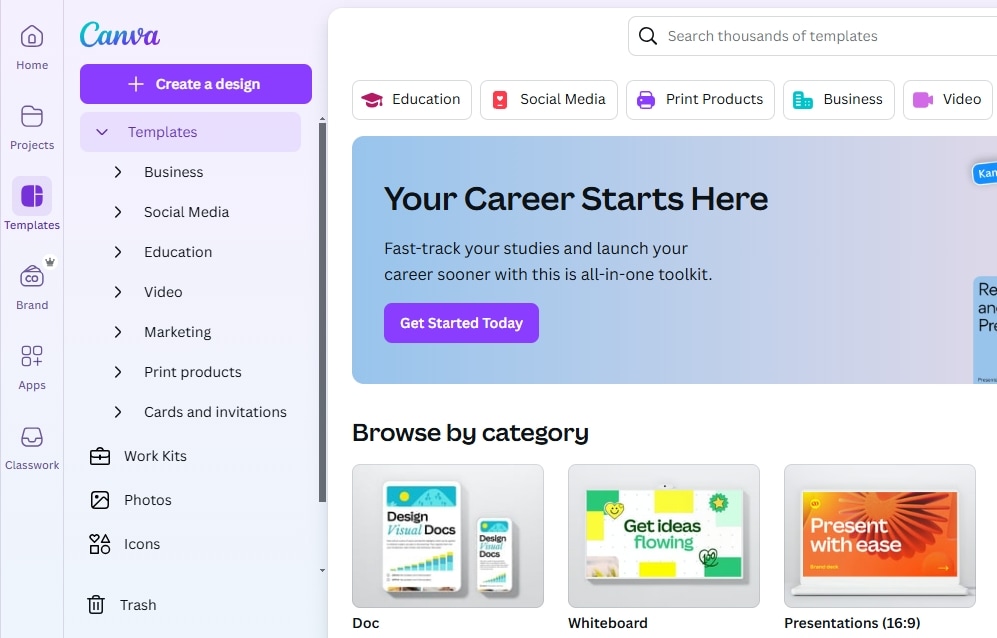 Интерфейс Filmigo для создания поздравительного видео