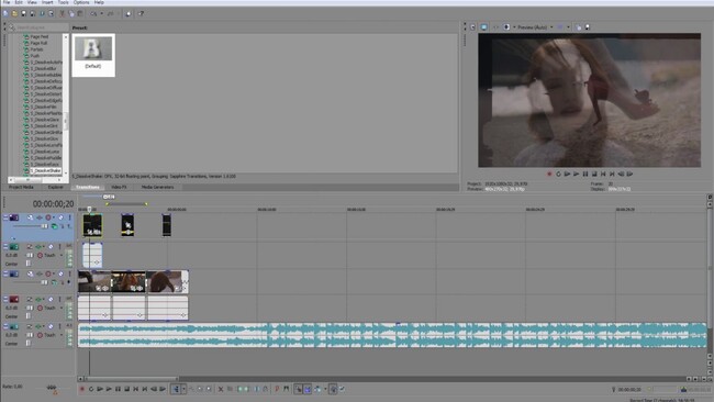 Скриншот VEGAS Pro: пример glitch-стилистики и цифрового искажения