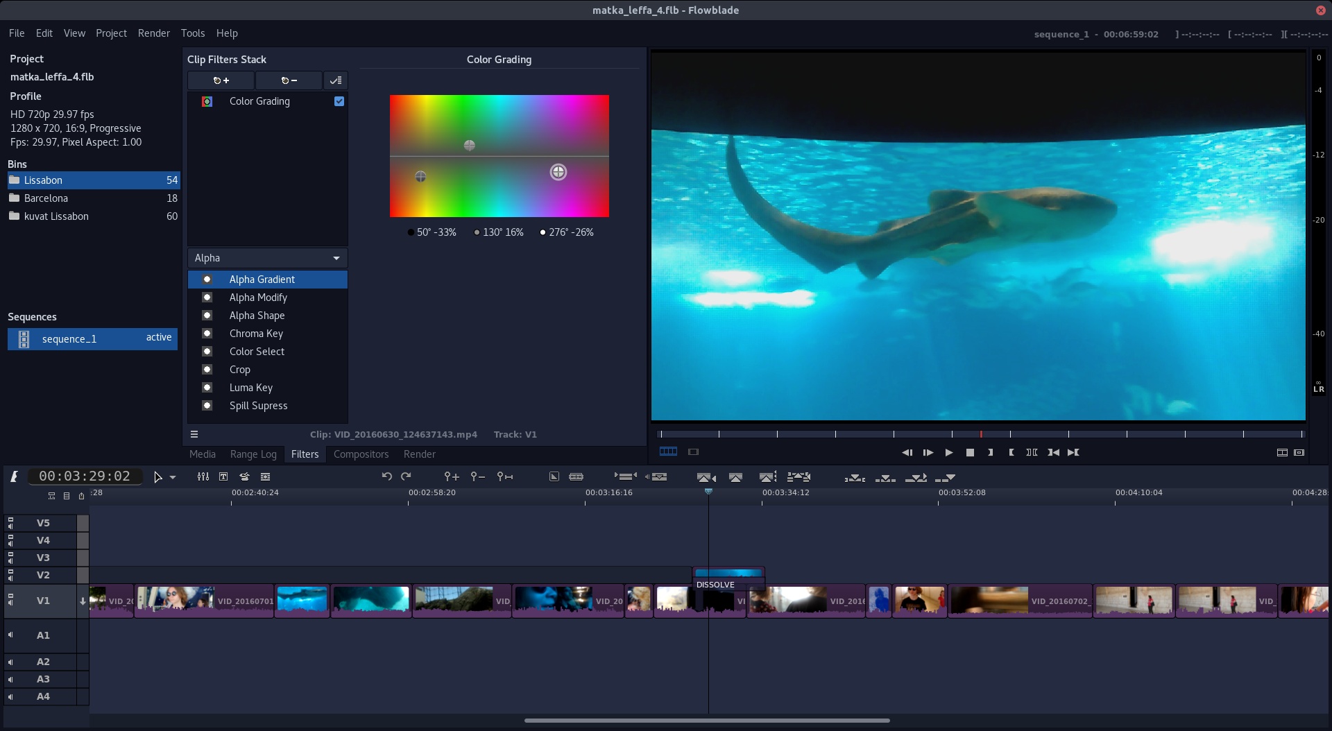 Flowblade с открытым Color Grading и таймлайном с переходом Dissolve