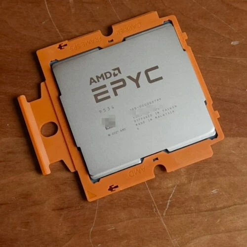 AMD EPYC 9534, реальный процессор SP5 с маркировкой 9534