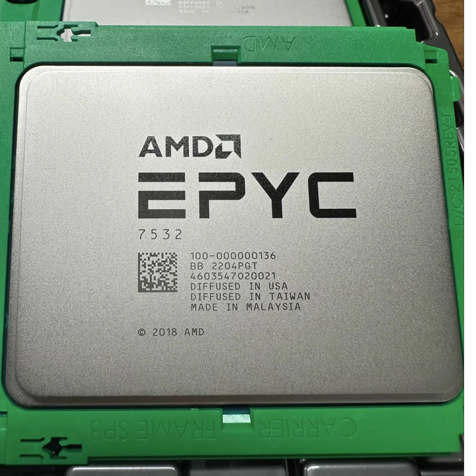 AMD EPYC 7532 в корпусе SP3