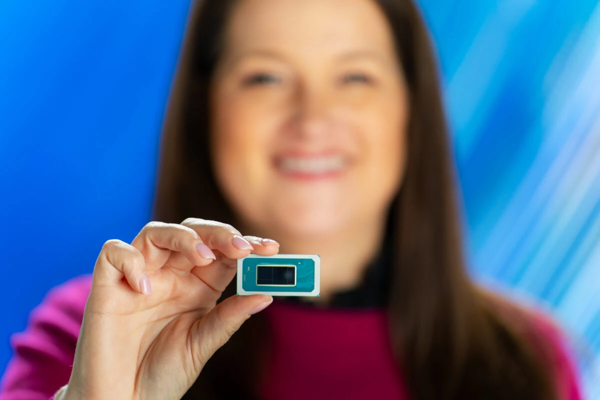 Официальное фото мобильного процессора Intel Core Ultra поколения Meteor Lake