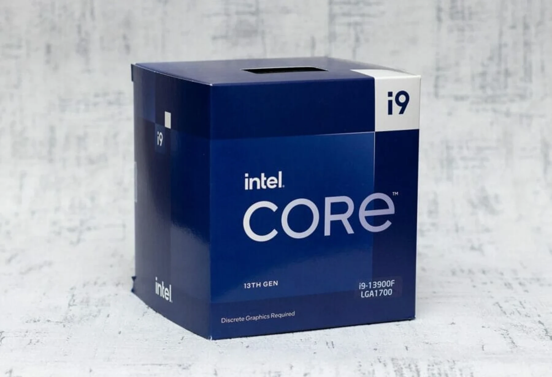 Розничная упаковка Intel Core i9-13900F 13-го поколения