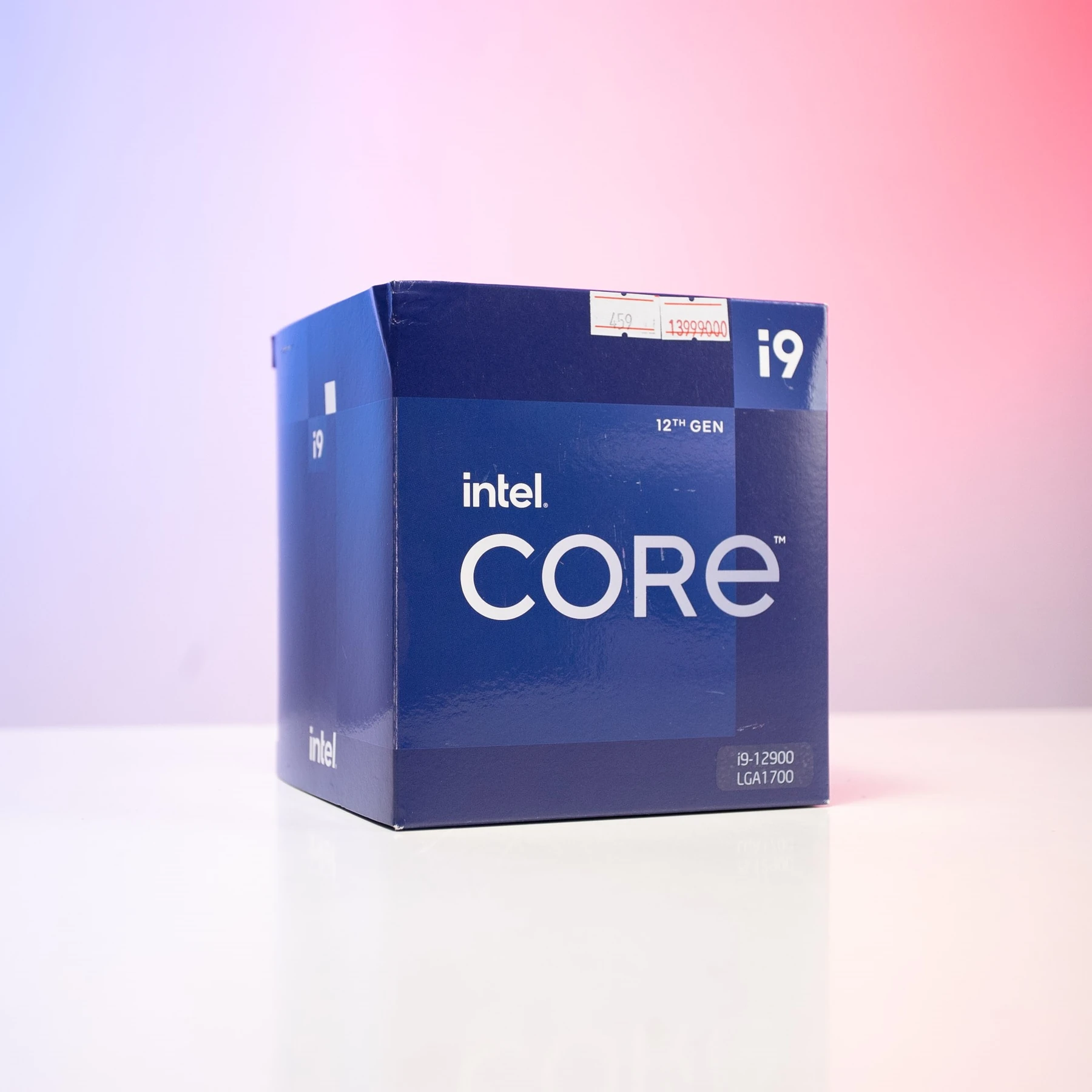 Розничная упаковка Intel Core i9-12900 для сокета LGA1700
