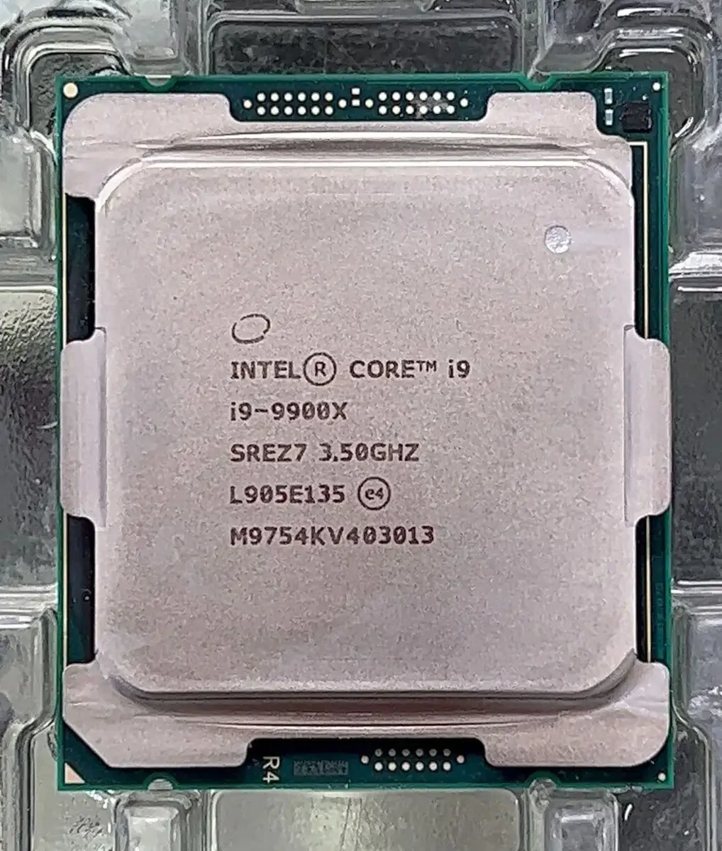 Intel Core i9-9900X X Series SREZ7 3.50GHz