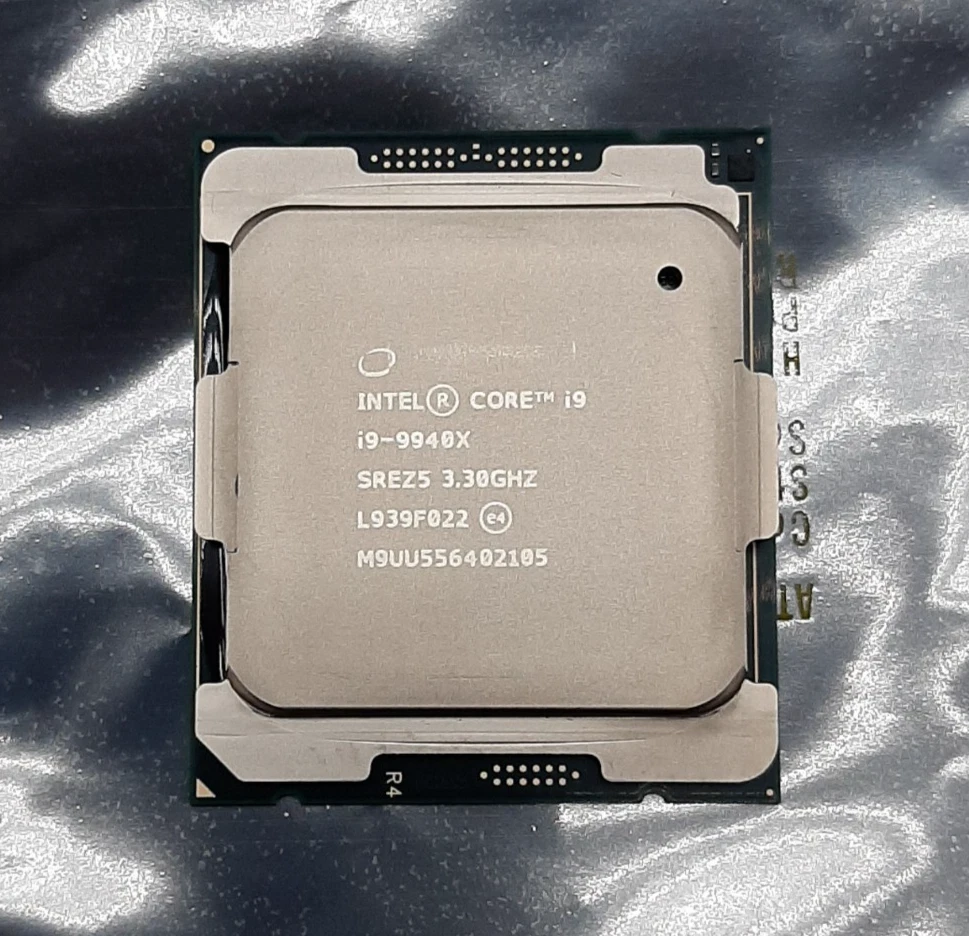 Intel Core i9-9940X X Series SREZ5 3.30GHz LGA2066
