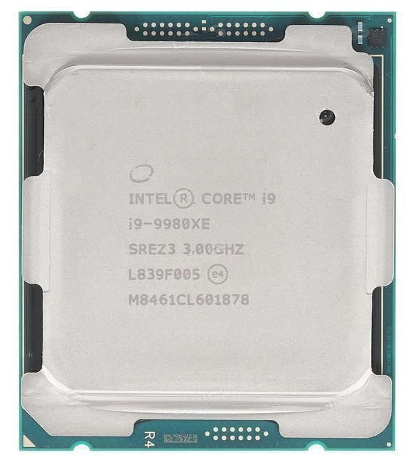 Intel Core i9-9980XE Extreme Edition с маркировкой SREZ3 на теплораспределительной крышке