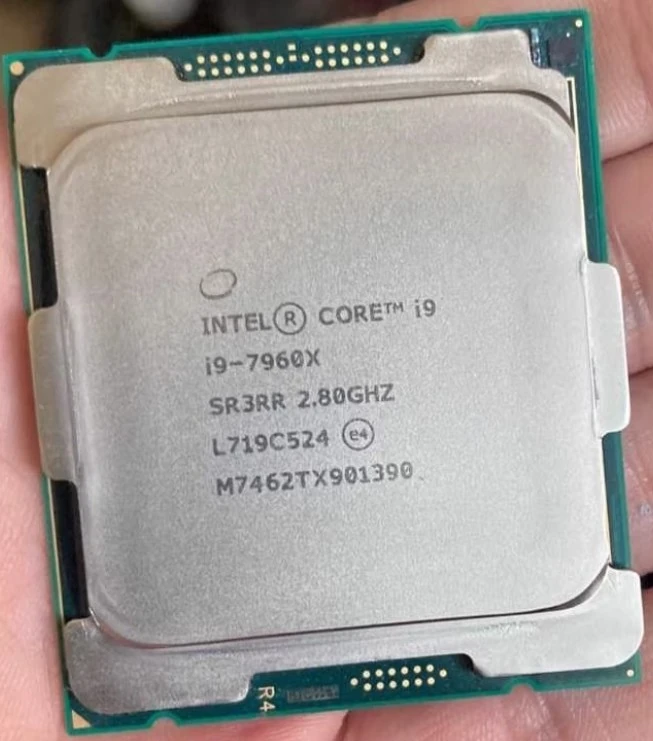 Intel Core i9-7960X SR3RR 2.80GHz LGA2066