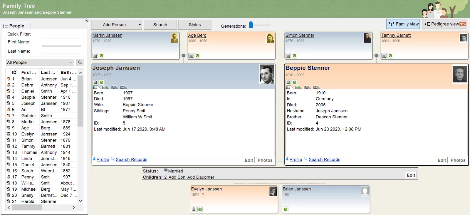 Family Tree Builder — список профилей и основная панель