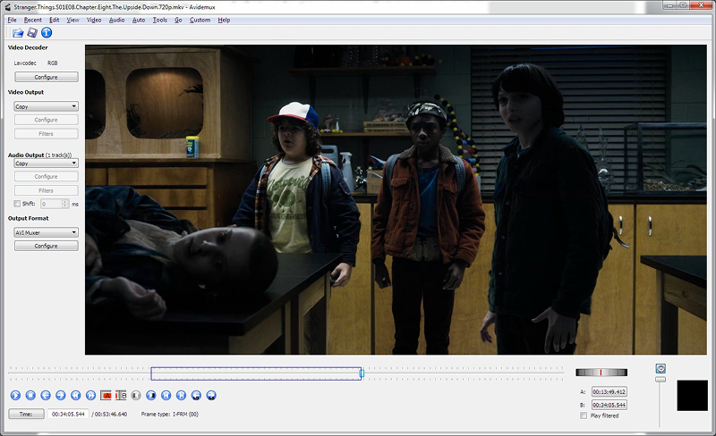Интерфейс Avidemux с открытым видео и настройками кодирования